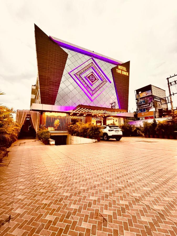 Hotel The Onix Dehradun Exterior foto